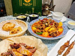 -巴扎美食·新疆菜·西域歌舞表演餐厅(新疆大厦店)