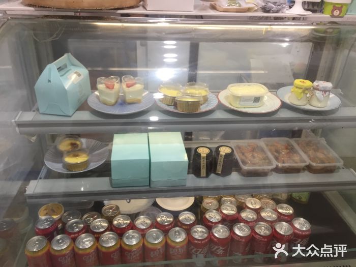 Family cake壹家烘焙图片