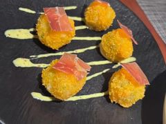 -MONICH牛排融合餐厅(和义大道购物中心店)