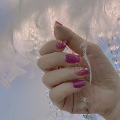 -七彩虹美甲美睫 半永久