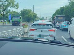 -上海伟杰·捷豹路虎4S店(闵行店)