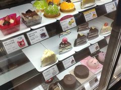 -巴黎贝甜(大宁国际商业广场店)
