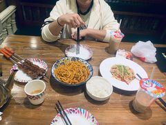-清真·玛丽亚新疆菜主题餐厅(浙江中路店)