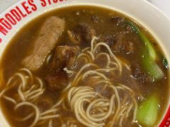 -牛吃草牛肉面(甬港南路店)