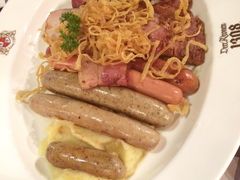 -皇冠自酿啤酒坊(中国红街5号楼店)