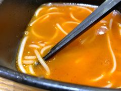 -蒙自源米线大王(宝安尖岗山店)