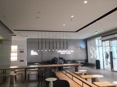 大堂-喜茶(杭州滨江宝龙店)