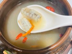 鳗鱼汤-红沃鳗鱼黑牛烤肉店(不老街店)