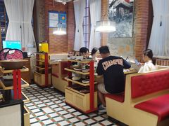 -廖掌柜·重庆鲜货火锅(上海首店)