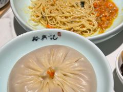 蟹粉面-裕兴记•蟹黄面馆(人民广场店)