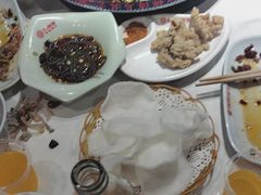 -何师傅美蛙鱼头(汉街店)