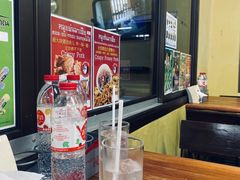 餐具摆设-Larp Silom 3