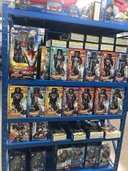 -逝水玩具折扣店