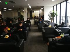 -上海宝信宝马4S店