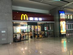 -麦当劳(高铁南站店)