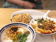 -正南齐北·老街糯米团(洪崖洞店)