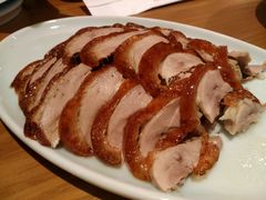 老北京烤鸭-陈阿婆鱼头泡饼·京味菜(复兴路店)