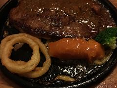 -玛格萝妮比萨屋(四平店)