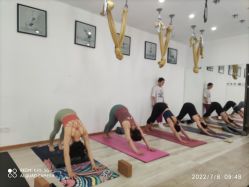 -一伽瑜伽·普拉提