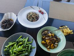 -丽江悦榕庄酒店-明月·雪山庭院餐厅