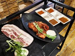 -木槿花韩式炭烤·熟成肉工坊(孙文东路店)