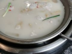 -老来福·非遗酸汤兔(凯旋路店)