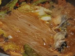 -哈尔滨烧烤·山河村铁锅炖(交大店)