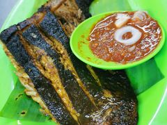 -明记烧鱼美味店