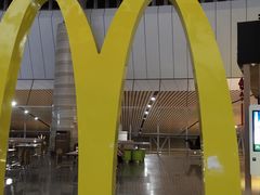 -麦当劳(鄂尔多斯机场店)