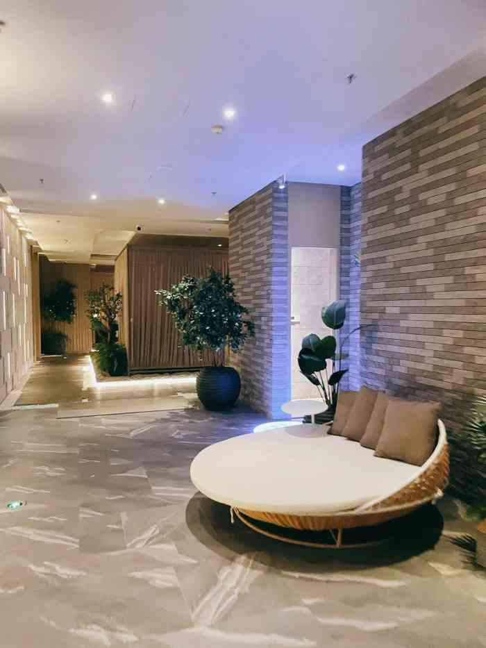 浅深(深圳店)-"优点:环境很新 打扫得很干净休息厅有.