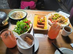 -隔壁老王·家常云南菜(花巷店)