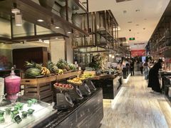 -东方红海鲜百汇(国际大厦店)