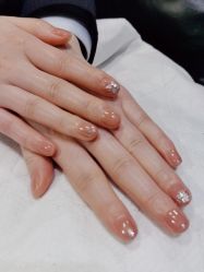 -悦指间美甲美睫