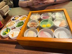 -良米山·云南野生菌过桥米线(上海首店)