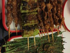 -毛辣果·贵州红酸汤牛肉火锅(西单店)