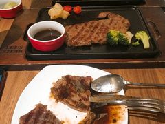 -必胜客(远大路店)