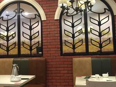 -闫府私房菜(经四路万达店)