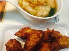 -新大咀港式茶餐厅(宝山万达店)