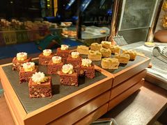 -飨食汇全日制餐厅·昆山皇冠假日酒店(九方店)