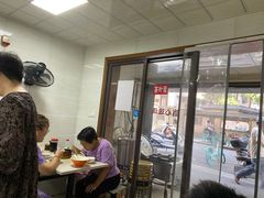 -鲁氏汤包王(长白街店)
