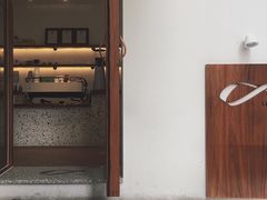 -Line 咖啡(石厦花园店)