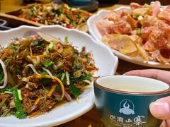 -老滇山寨•云南特色菜•地方菜•民族风情歌舞表演(金碧店)