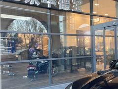 -北京华德宝宝马·M·MINI·摩托车全系4S店(朝阳店)