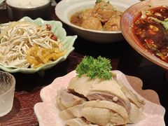 -古都历食南京菜·烤鸭·鸭血粉丝·汤包(南京博物院店)