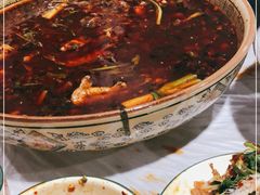 -陈胖子鱼庄(黄辣丁新津店)