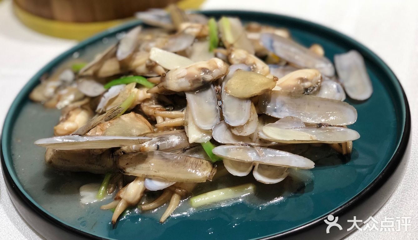 平常早茶有50吃100的券，还是挺划算