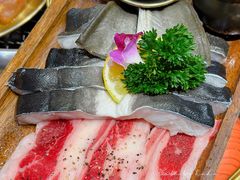 -何发发和牛烧肉·鳗鱼榴莲放题自助(乐峰广场店)