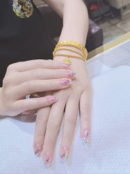 -桃色美甲沙龙