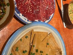 -周小明火锅(黑金冠社区店)