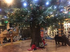 -钟书阁(松江泰晤士小镇店)